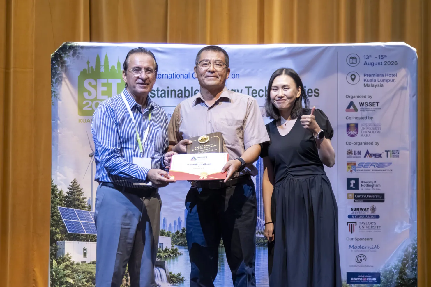 Professor Jie Ji receiving the WSSET Award of Scientific Excellence at SET2026